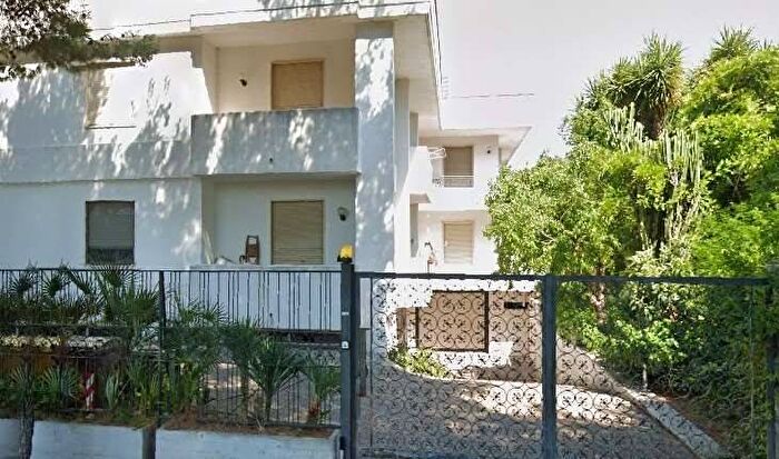 Appartamento trilocale in affitto in via puccini, Stazione, Lecce