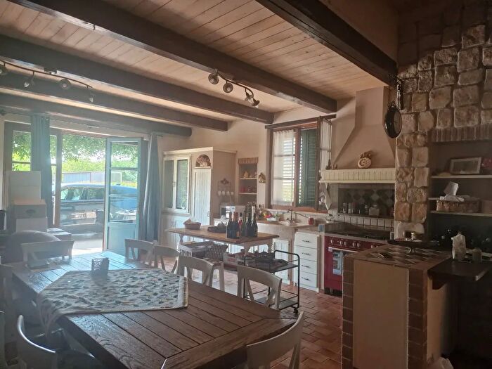 Appartamento quadrilocale in vendita in Torrita Di Siena