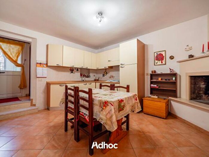 Casa quadrilocale in vendita in Via Padre Moretti, Mondolfo