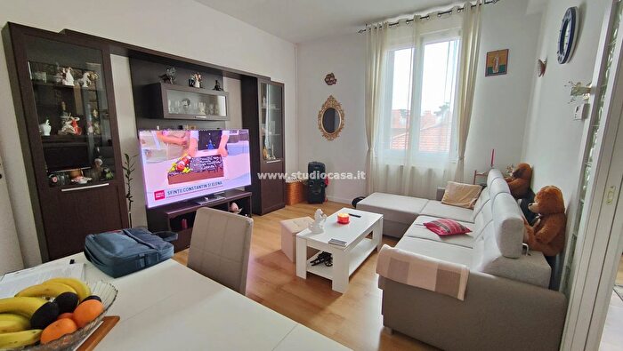 Appartamento trilocale in vendita in Via Don Natale Ginelli, Crema