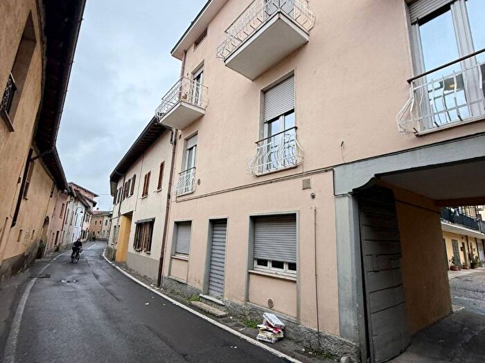 Appartamento bilocale in affitto in Via Giuseppe Garibaldi, Osio Sotto
