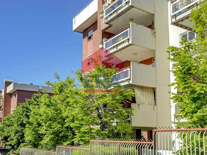 Appartamento bilocale in vendita in Via dellAlbareto, Roma