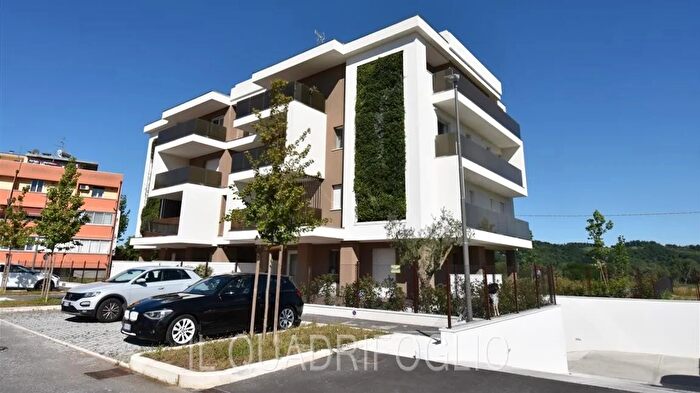 Appartamento bilocale in vendita in Via Bibbiena, Cesena