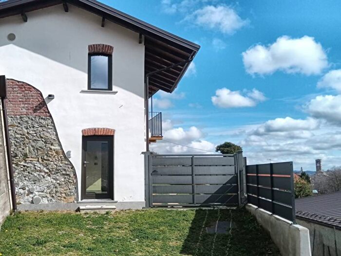 Appartamento bilocale in affitto in Via Don Giacomo Peirone, Centro, Peveragno