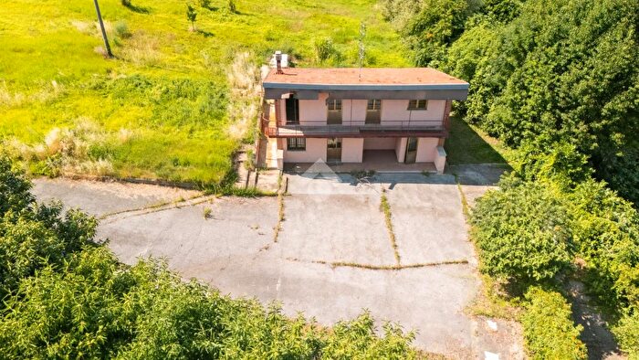 Casa quadrilocale in vendita in Via San Grato, Verzuolo