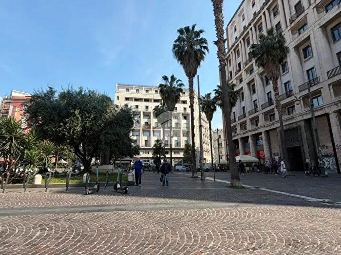 Appartamento monolocale in vendita in Via Tommaso Caravita, Napoli