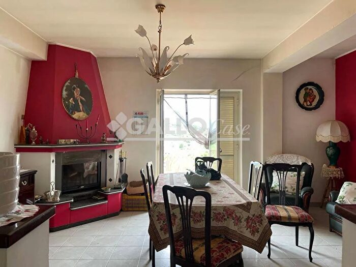 Appartamento trilocale in vendita in Via Carlo Levi Mendicino, Mendicino