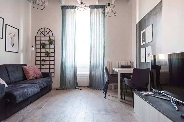 Appartamento bilocale in affitto in Via Correggio, Amendola Buonarroti, Milano