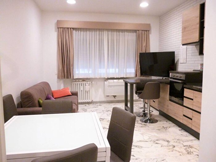 Appartamento trilocale in affitto in Circonvallazione Cornelia, Baldo degli Ubaldi, Roma