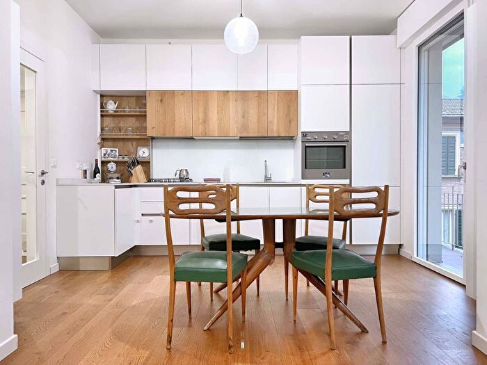 Appartamento trilocale in affitto in Via Carlo Francesco Dotti, Colli Saragozza, Bologna