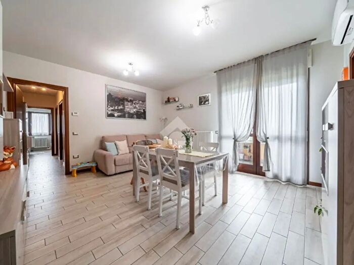 Appartamento trilocale in vendita in Via Brigate Partigiane, Campogalliano