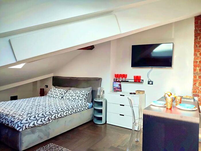 Appartamento monolocale in affitto in Via Giosuè Carducci, Milano