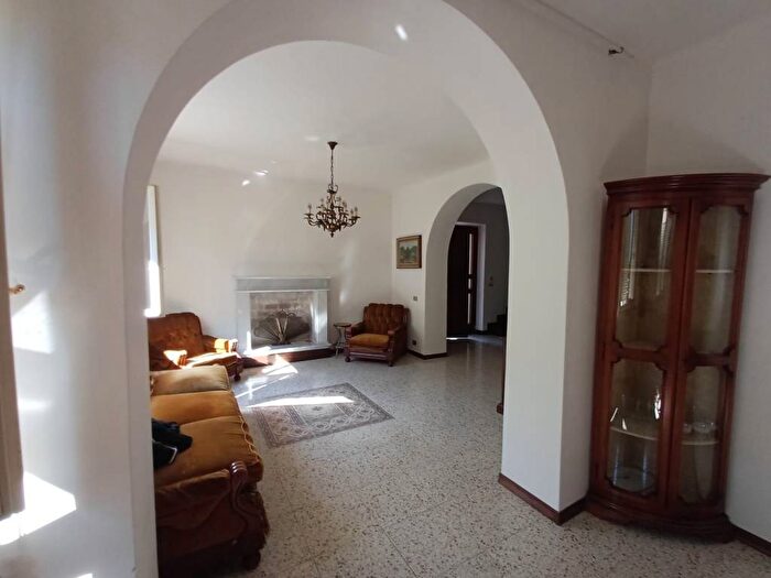 Casa con 5 locali in affitto in Centro, Chiaravalle