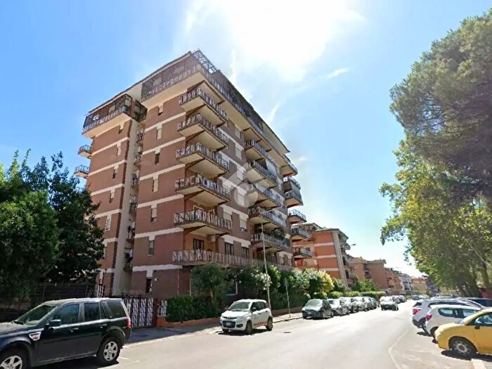 Appartamento quadrilocale in vendita in Via dei Mille, Aprilia