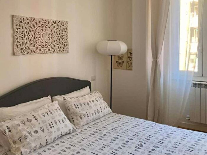 Appartamento trilocale in affitto in Via Cino da Pistoia, Ca' Granda, Milano