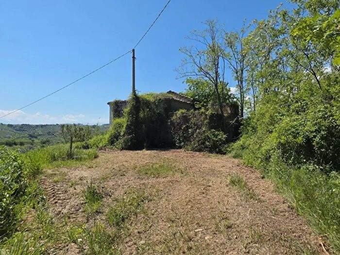 Casa con 6 locali in vendita in Via Colle Ospedale, Penne