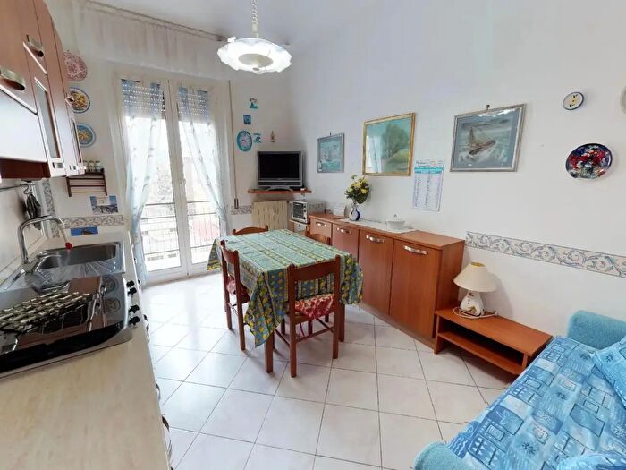 Appartamento bilocale in affitto in Corso Europa, Borghetto Santo Spirito