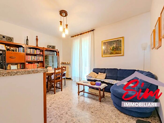 Appartamento quadrilocale in vendita in Viale Giuseppe Verdi, Novara