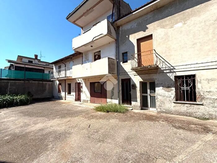 Casa bilocale in vendita in Via Guglielmo Marconi, Palazzo Pignano