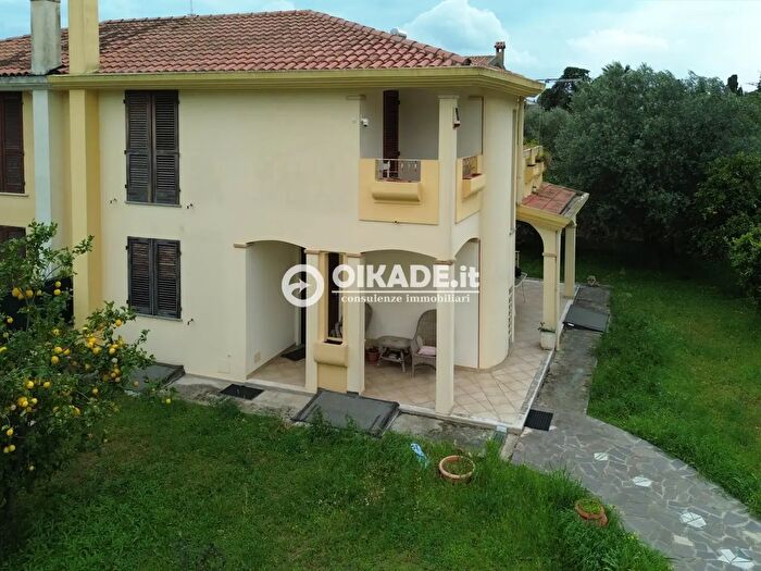 Casa con 7 locali in vendita in Via delle Speronelle, Quartu SantElena