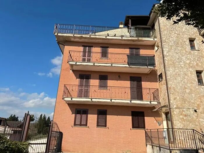 Appartamento trilocale in vendita in Via Aldo Moro, Labico