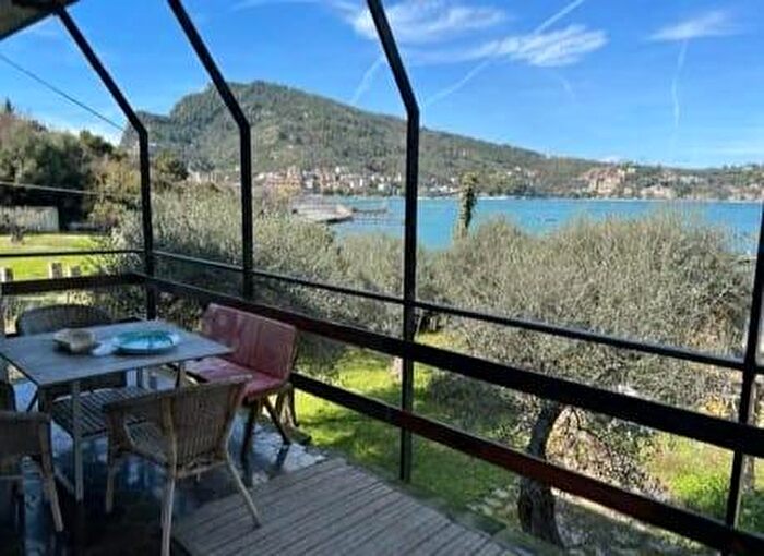 Casa con 10 locali in vendita in Portovenere