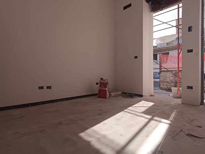 Appartamento bilocale in vendita in Via Cianciana, Borghesiana, Roma