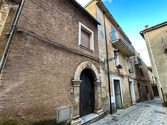 Appartamento con 6 locali in vendita in Via Roma, San Giovanni A Piro