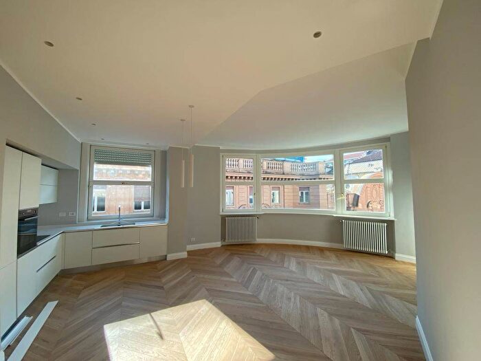 Appartamento trilocale in affitto in Via Bertola, Via Roma, Torino