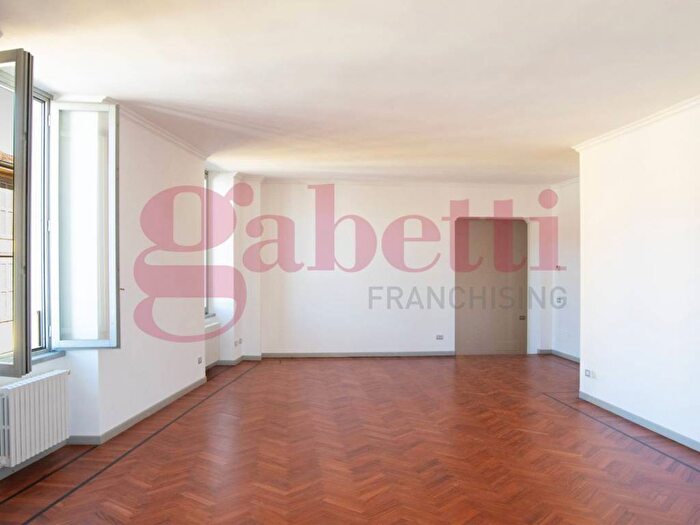 Appartamento quadrilocale in affitto in Via Zambonate, Centro, Bergamo