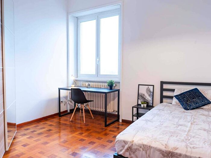 Appartamento con 5 locali in affitto in Via Calatafimi, Ticinese, Milano