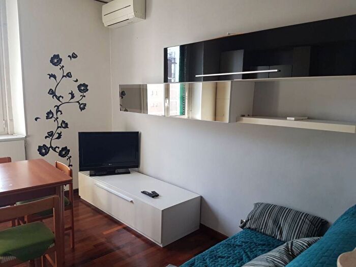 Appartamento bilocale in affitto in Via Bordighera, Famagosta, Milano