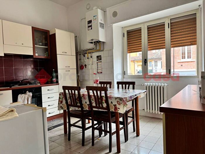 Appartamento quadrilocale in affitto in via Torino, Semicentro, Campobasso