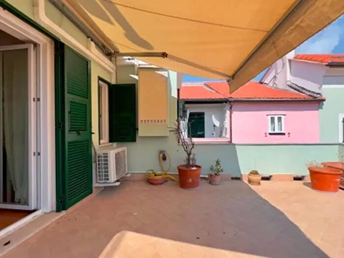 Appartamento bilocale in vendita in Via Giuseppe Mazzini, Spotorno