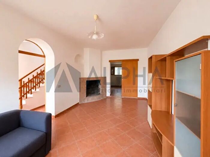 Appartamento trilocale in vendita in Via Torre del Marino, Brisighella