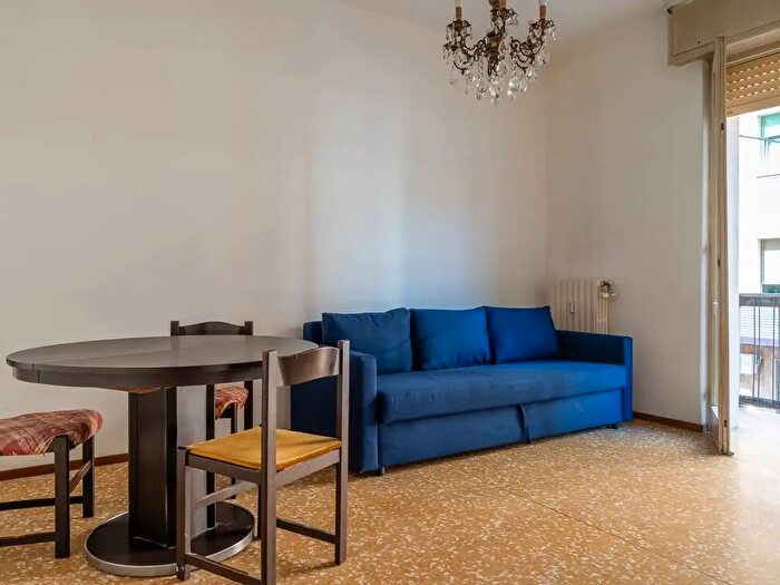 Appartamento bilocale in vendita in Via Largo Perosi, Voghera