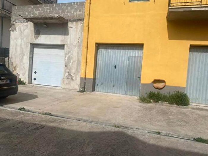 Appartamento quadrilocale in vendita in Via Gabriele Pepe, San Giuliano Di Puglia