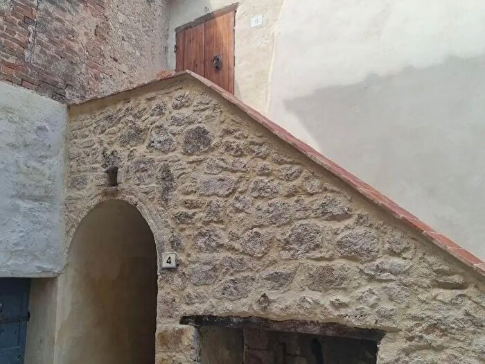 Casa trilocale in vendita in Colle Di Val D'Elsa