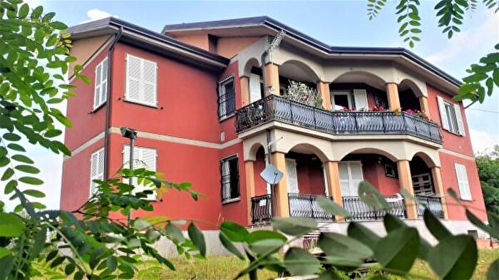 Appartamento con 5 locali in vendita in Via Genova, La Spezia