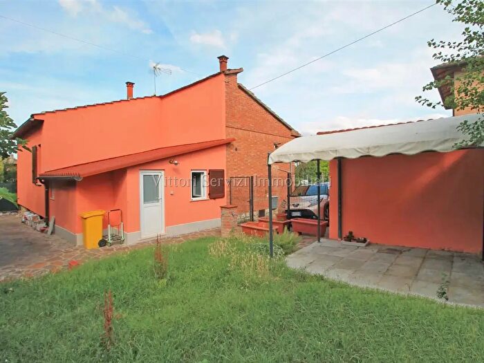 Casa quadrilocale in vendita in Via Firenze, Torrita Di Siena