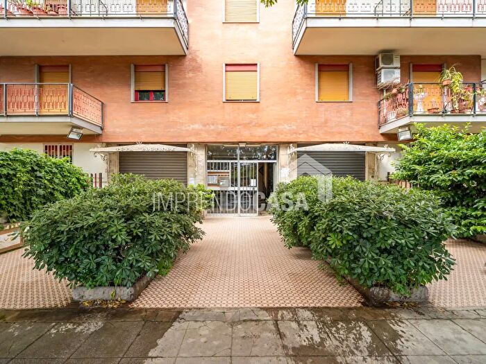 Appartamento con 5 locali in vendita in Via Uditore n, Palermo
