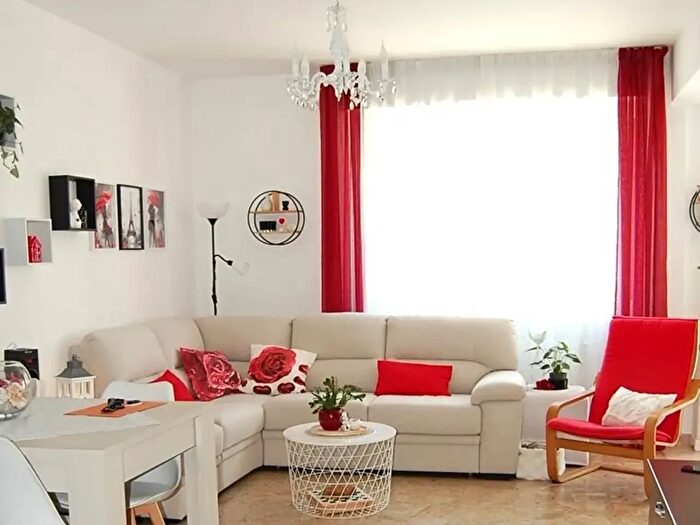 Appartamento con 5 locali in vendita in Via Michetti, Roseto Degli Abruzzi