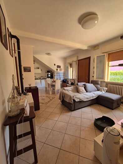 Appartamento trilocale in vendita in Via Boscone, Cesena