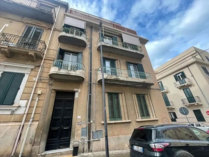Appartamento con 5 locali in vendita in Via Mazzini, Reggio Calabria