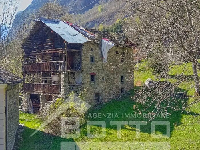 Casa trilocale in vendita in Piana Toni, Mollia