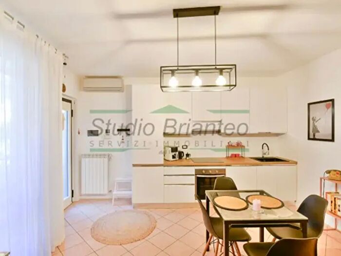 Appartamento bilocale in vendita in Via Nazario Sauro, Seregno