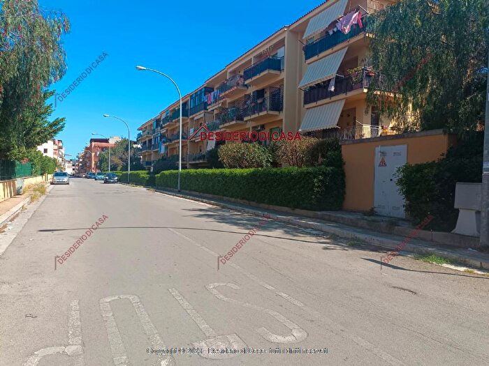 Appartamento con 7 locali in vendita in Via Vivona Ficarazzi Pa Italia, Ficarazzi