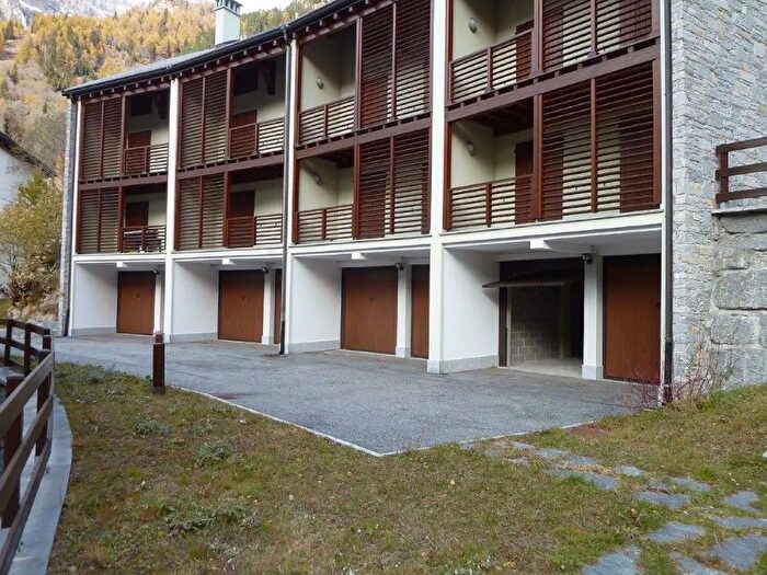 Appartamento con 6 locali in vendita in San Domenico, Varzo