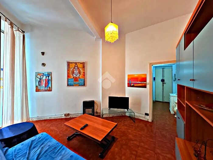 Appartamento trilocale in vendita in Via Orazio Grassi, Savona