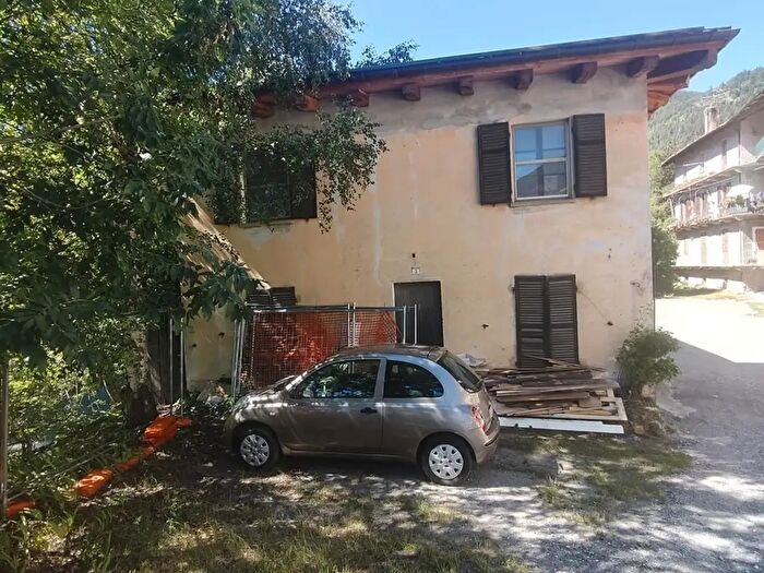 Casa quadrilocale in vendita in Oulx